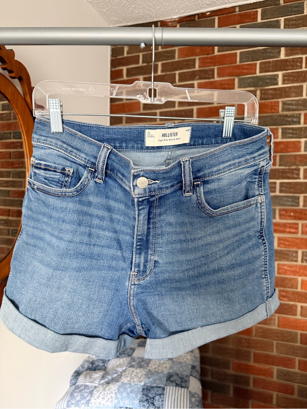 Hollister Medium Blue Denim Roll-Cuff Women's Shorts